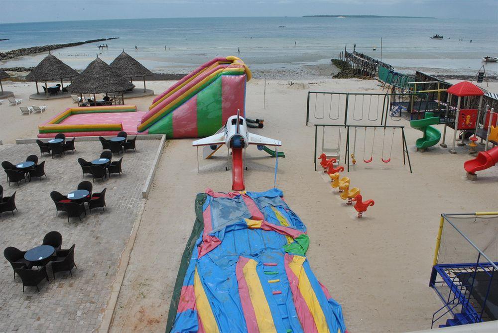Landmark Mbezi Beach Resort Dár Al-Szalám Kültér fotó