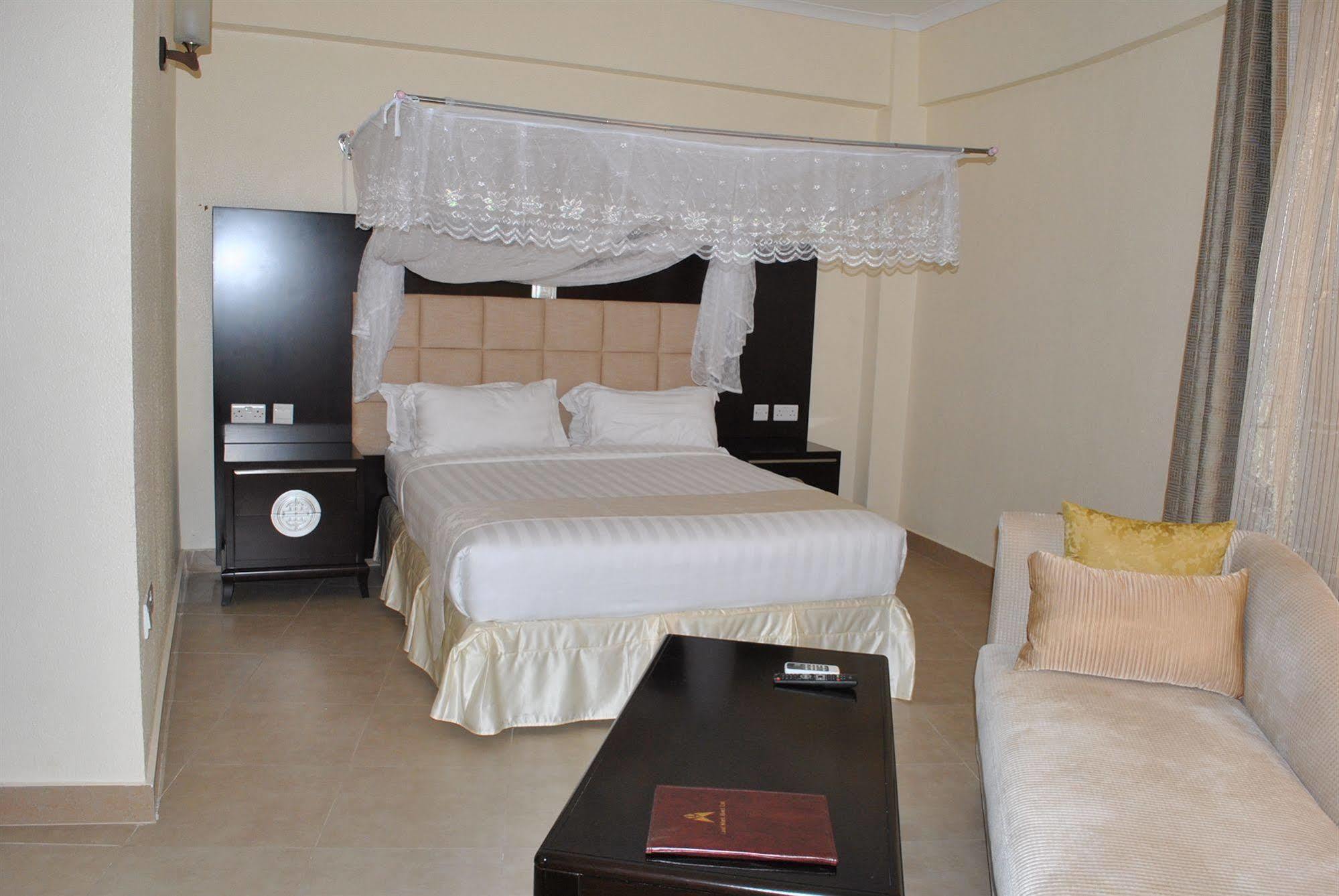 Landmark Mbezi Beach Resort Dár Al-Szalám Kültér fotó